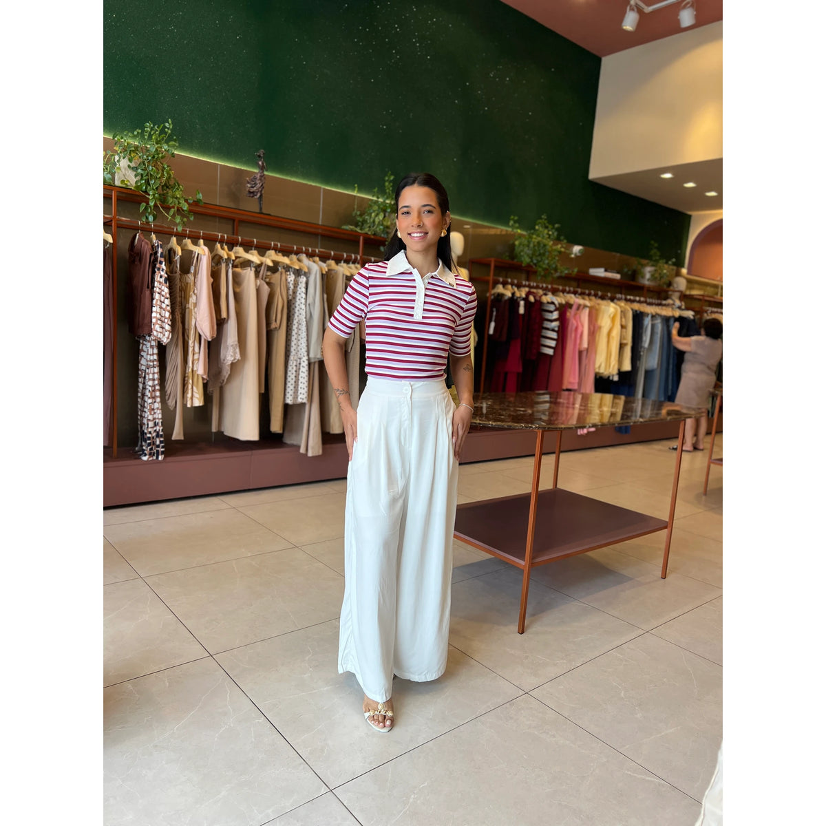 Calça Pantalona Com Elástico
