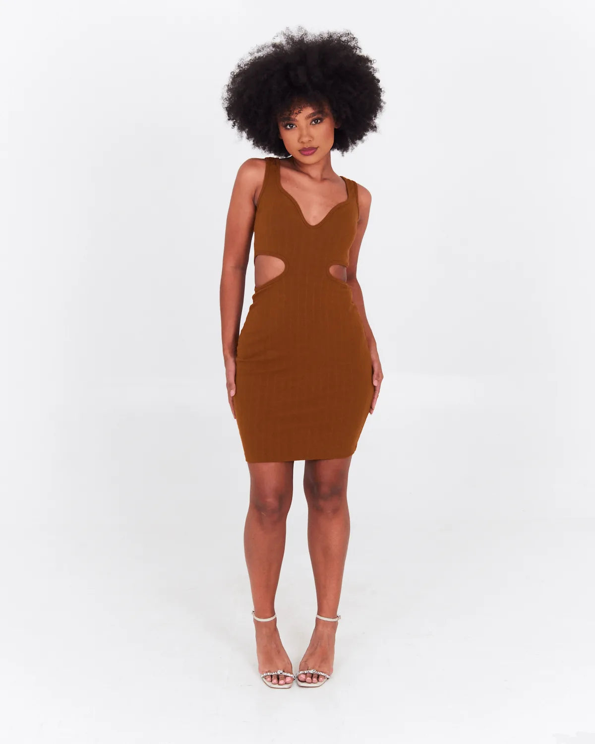 VESTIDO GROOVY 44720 AREIA QUEIMADA G