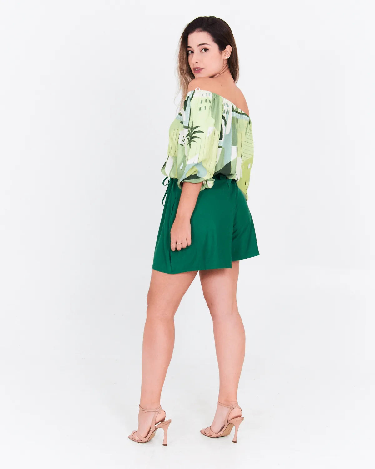 SHORT LUNENDER 26137 VERDE SPINACH M