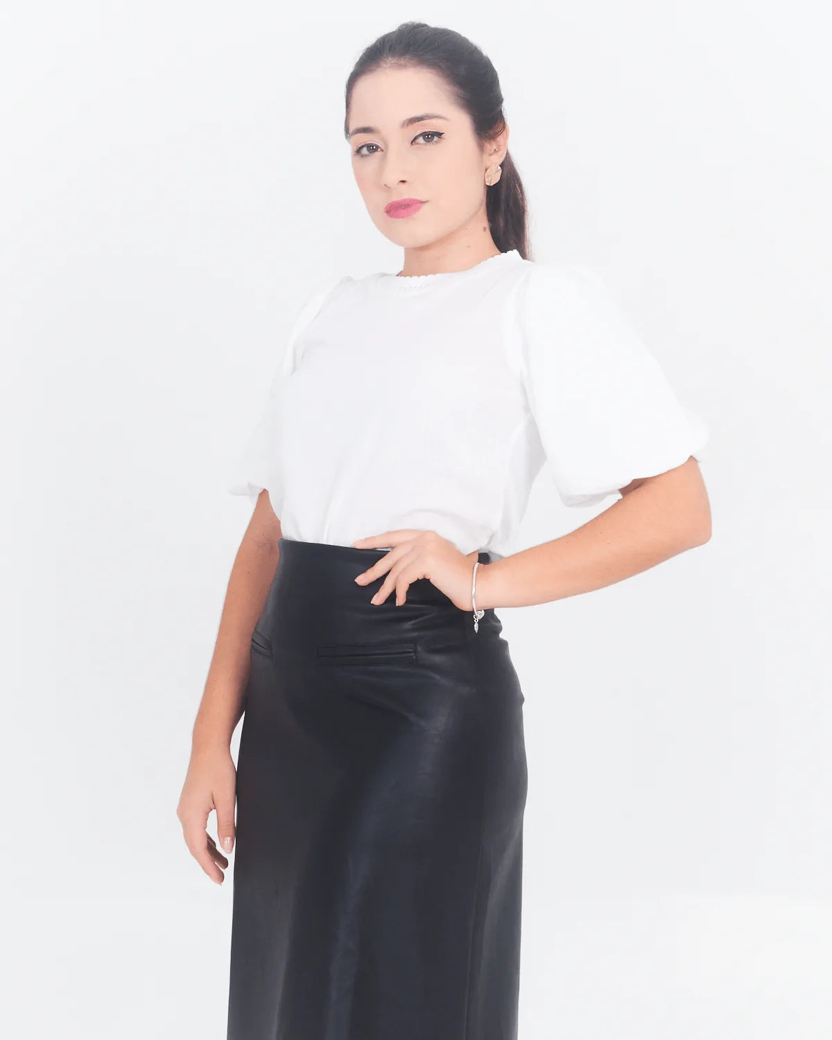 T-SHIRT LOVE IT 44025 PRETO PP
