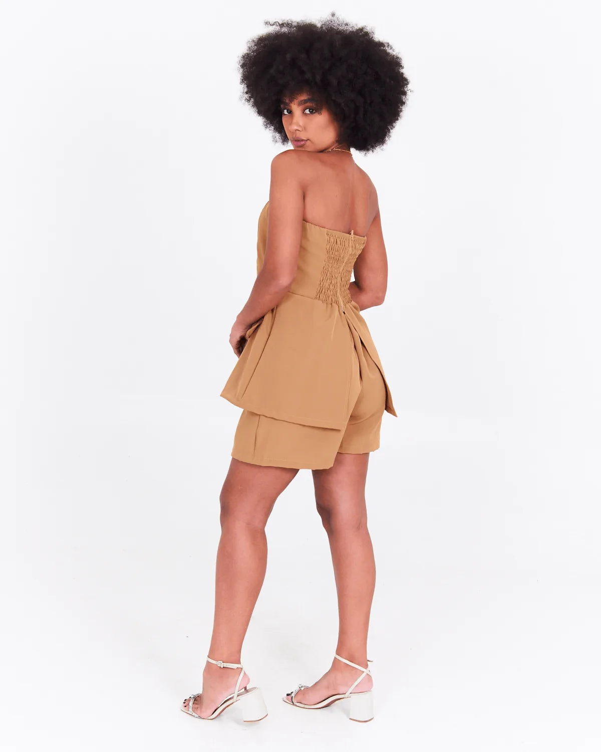 CONJUNTO Q VITRINE SHORT/T.C.C