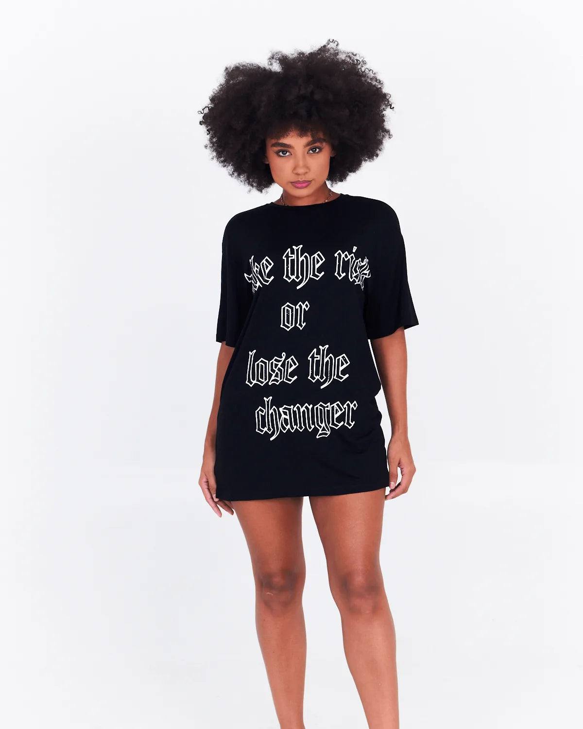 TEE LONG MARIA DONDOCA 57005 PLUS PRETO G