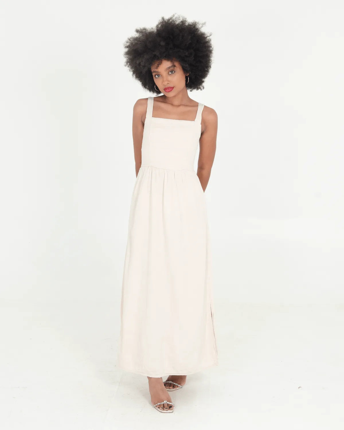 VESTIDO LUNENDER 21179 BEGE MARFIM G