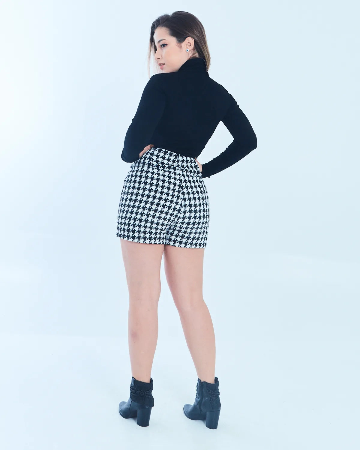SHORT BELLINA AA6204