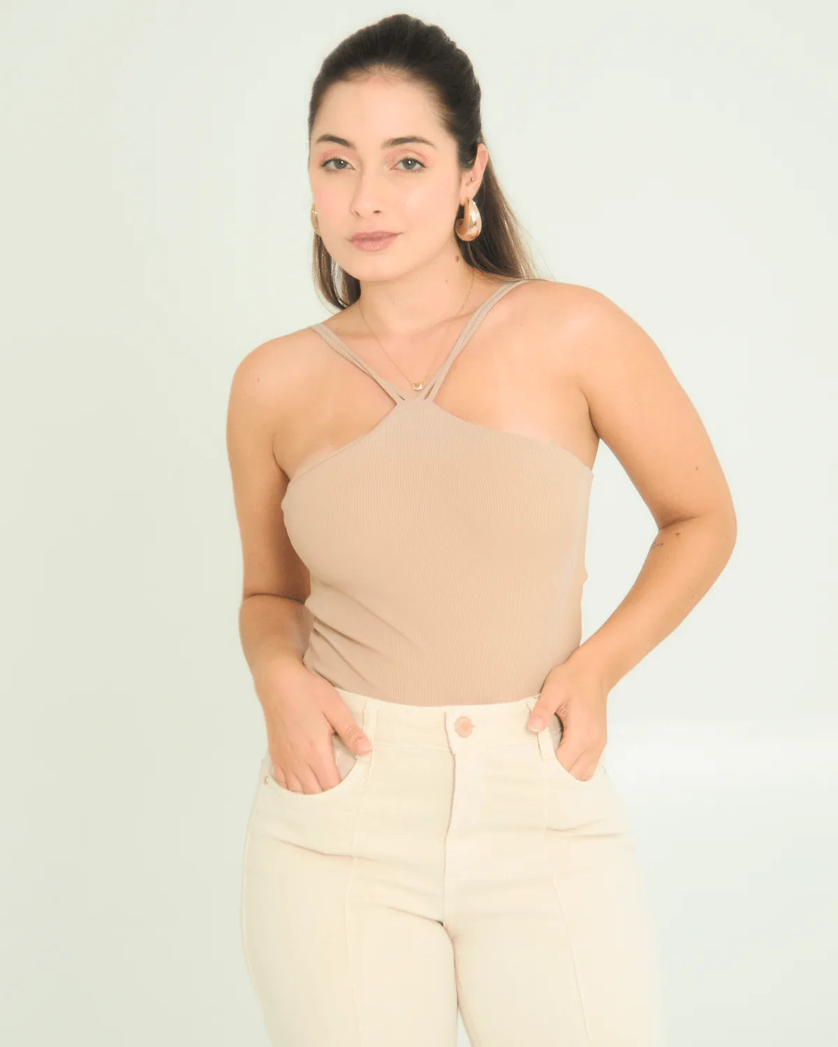 CROPPED K2B 010700048