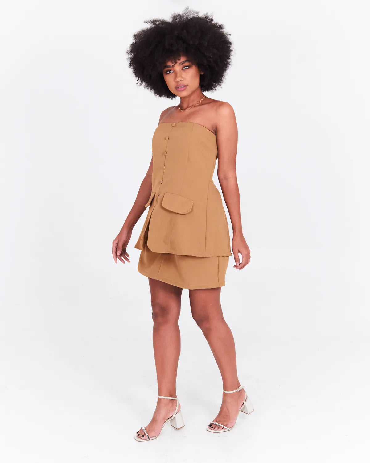 CONJUNTO Q VITRINE SHORT/T.C.C
